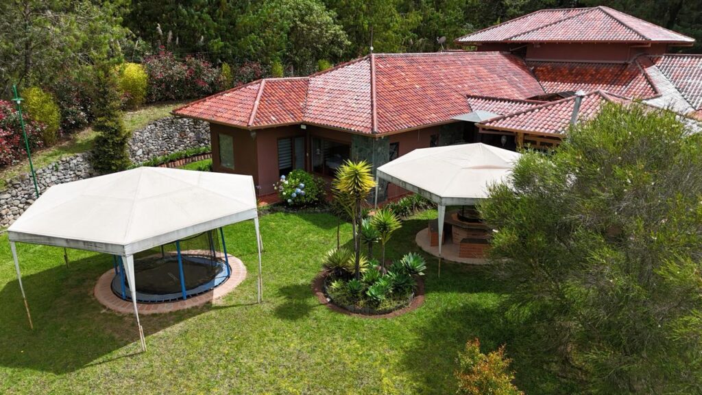 FABULOUS FAMILY COMPOUND ONLY 15 MINUTES FROM CUENCA OFFERS THE BEST IN OUTDOOR LIVING AND ENTERTAINING WITH A PALATIAL HOME BUILT FOR MULTI-GENERATIONAL ENJOYMENT — photo 3