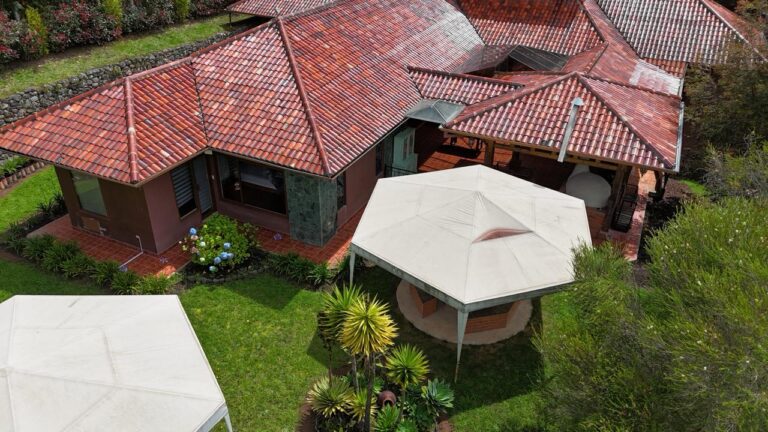 FABULOUS FAMILY COMPOUND ONLY 15 MINUTES FROM CUENCA OFFERS THE BEST IN OUTDOOR LIVING AND ENTERTAINING WITH A PALATIAL HOME BUILT FOR MULTI-GENERATIONAL ENJOYMENT